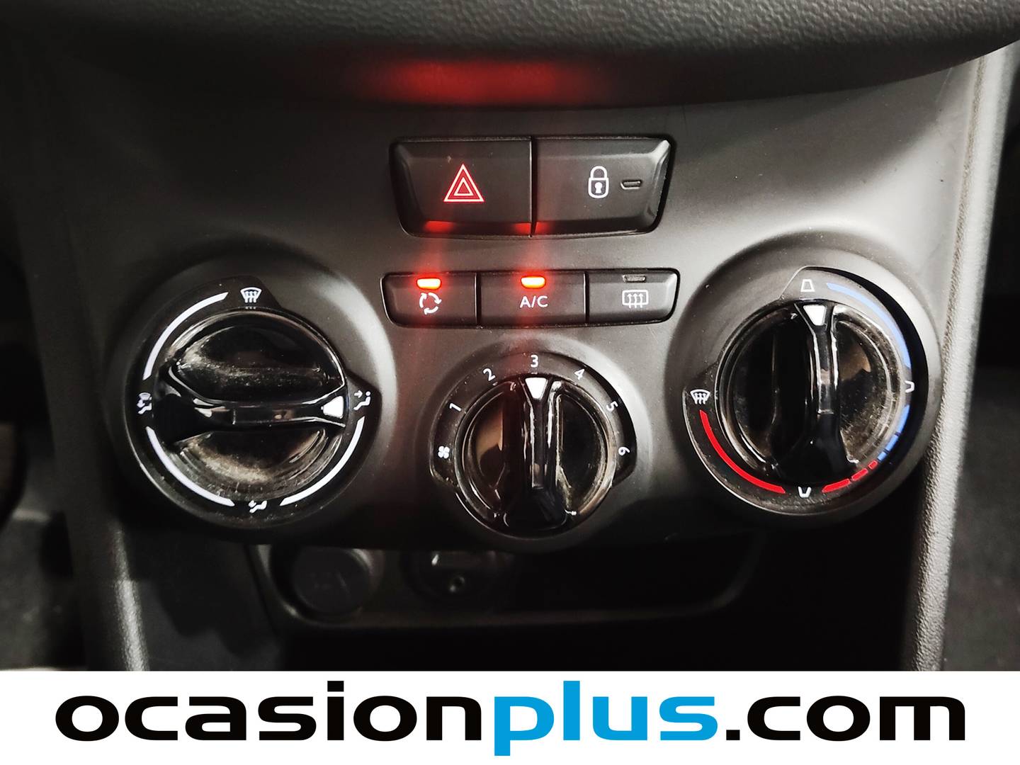 Peugeot 208 Peugeot 208 1.6 BlueHDi Active (75 CV) 2015