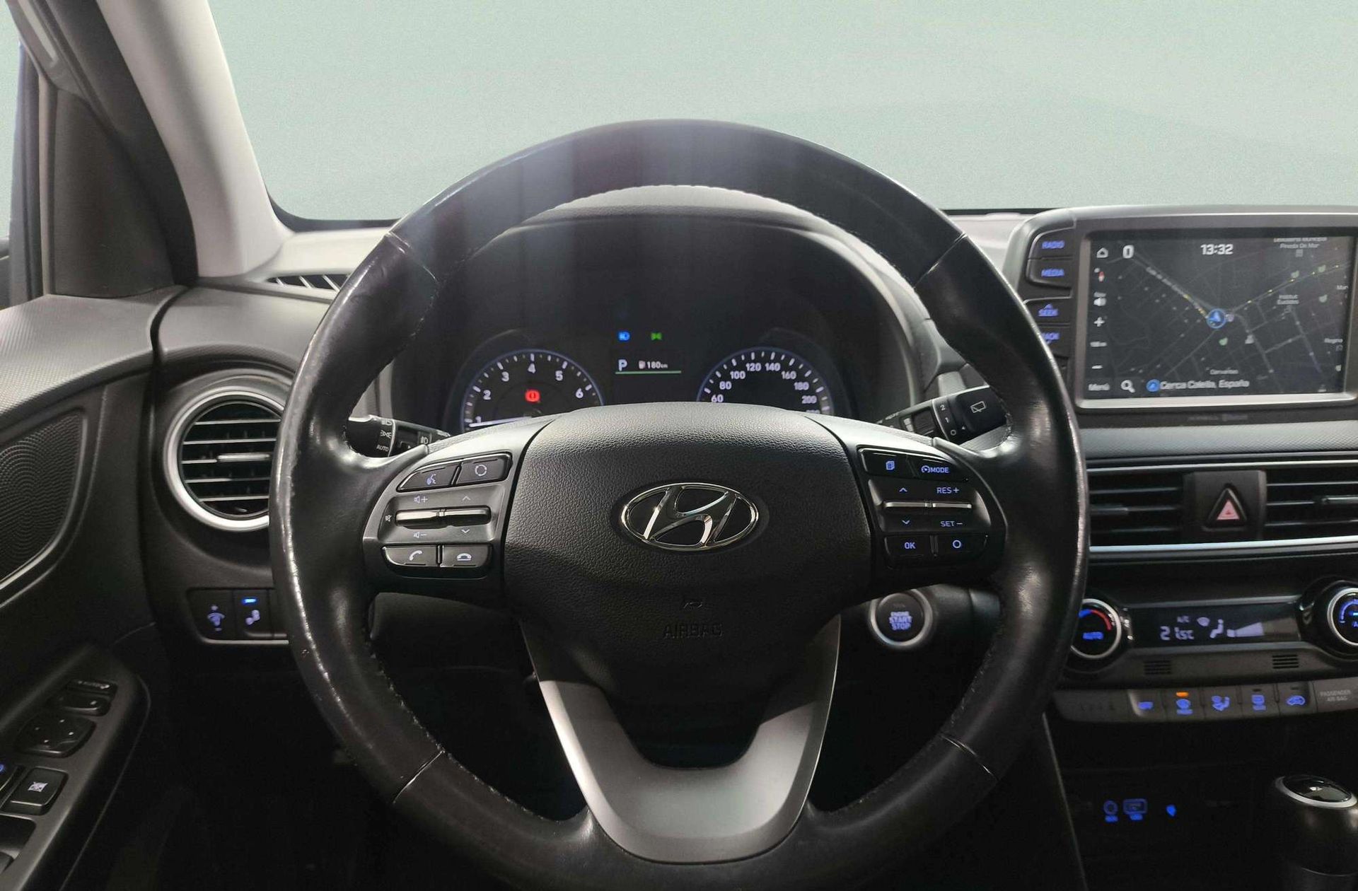 Hyundai Kona 1.6 T-GDi Style Sky 4x4 DCT - foto 27