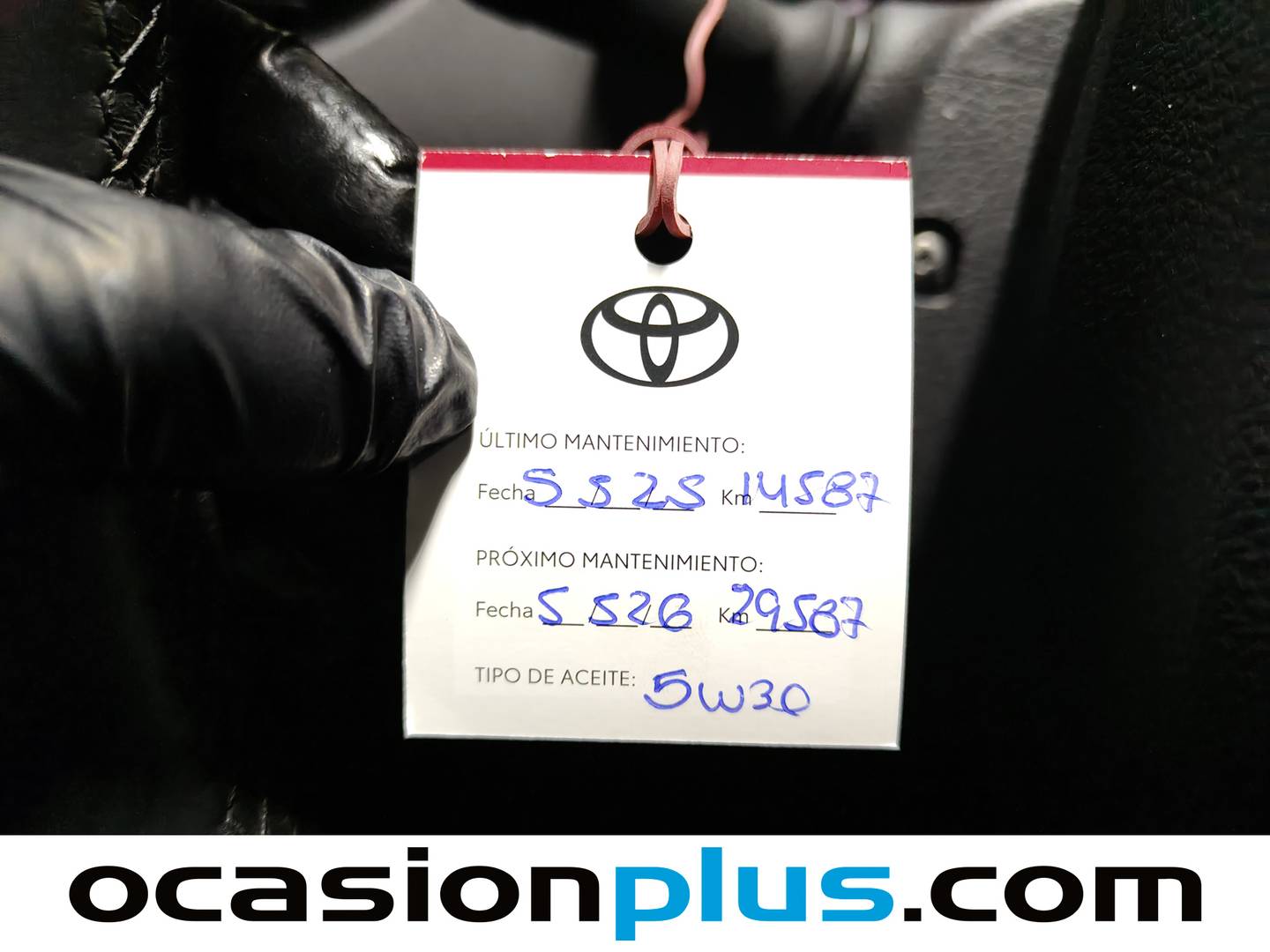 Foto del mantenimiento del Toyota C-HR Toyota C-HR 1.8 125H Advance (122 CV)