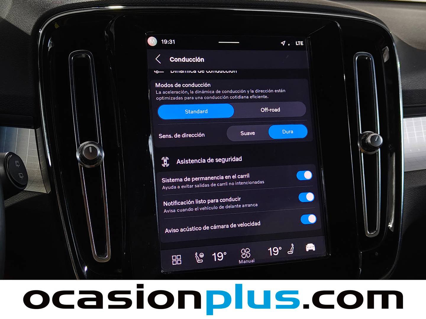 Accesorios del Volvo XC40 Volvo XC40 B3 Gasolina Mild hybrid Plus Dark Auto (163 CV)
