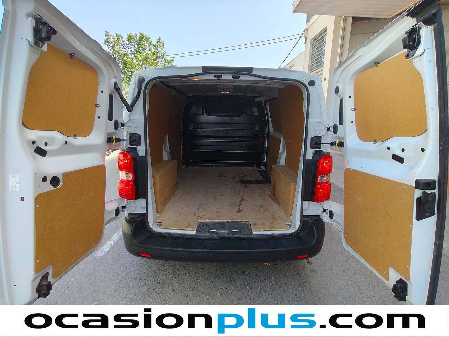Foto asientos traseros Opel Vivaro Opel Vivaro Furgon BlueHDi 120 (120 CV)