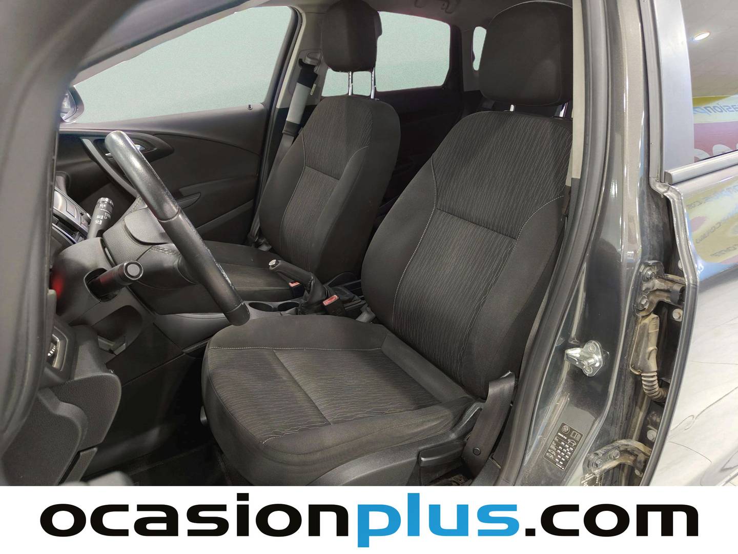 Foto asientos delanteros Opel Astra Opel Astra 1.6 CDTi S&S Business (110 CV)