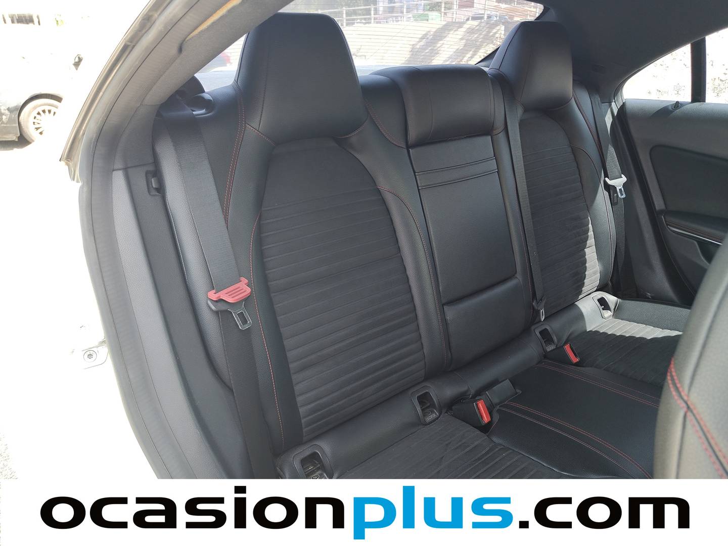 Foto asientos traseros Mercedes CLA Mercedes CLA CLA 220 CDI AMG Line (177 CV)