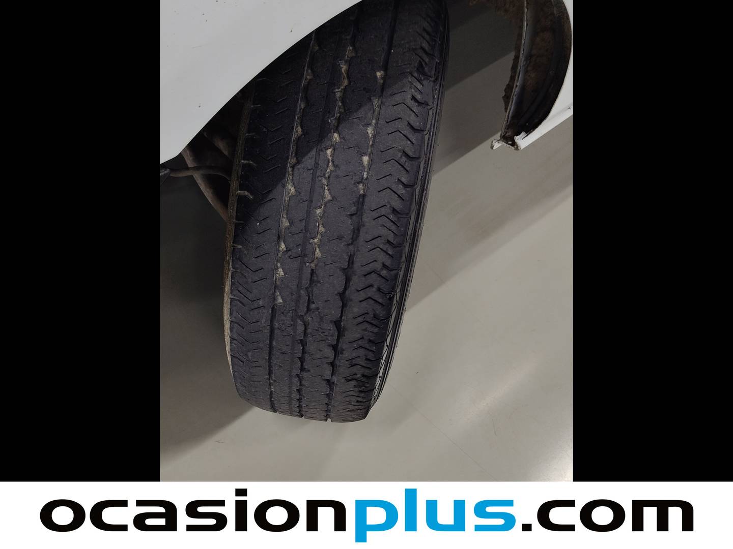 Ford Transit Custom Ford Transit Custom Furgon 2.2 TDCI 250 L1 Ambiente (100 CV) de segunda mano