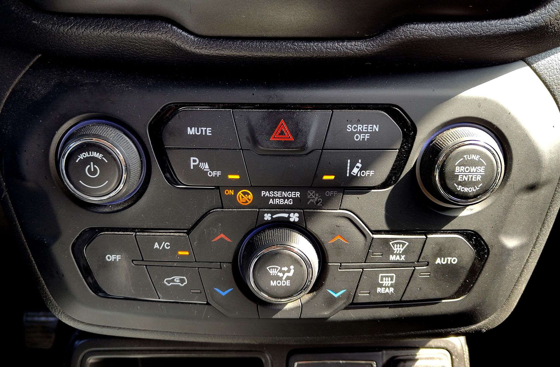 Jeep Renegade 1.6 MultiJet Limited 4x2 - foto 26