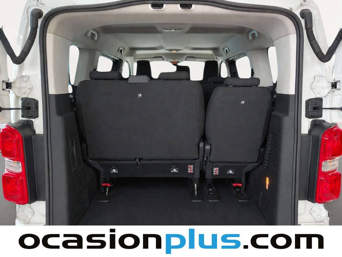 Foto Toyota Proace Verso Toyota Proace Verso 1.5D VX Shuttle L1 (120 CV) 9 Plazas siete plazas