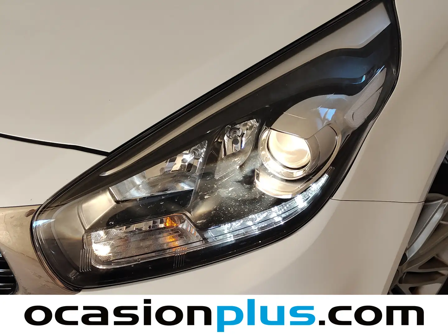 Foto KIA Carens Kia Carens 1.6 GDi Drive (135 CV)