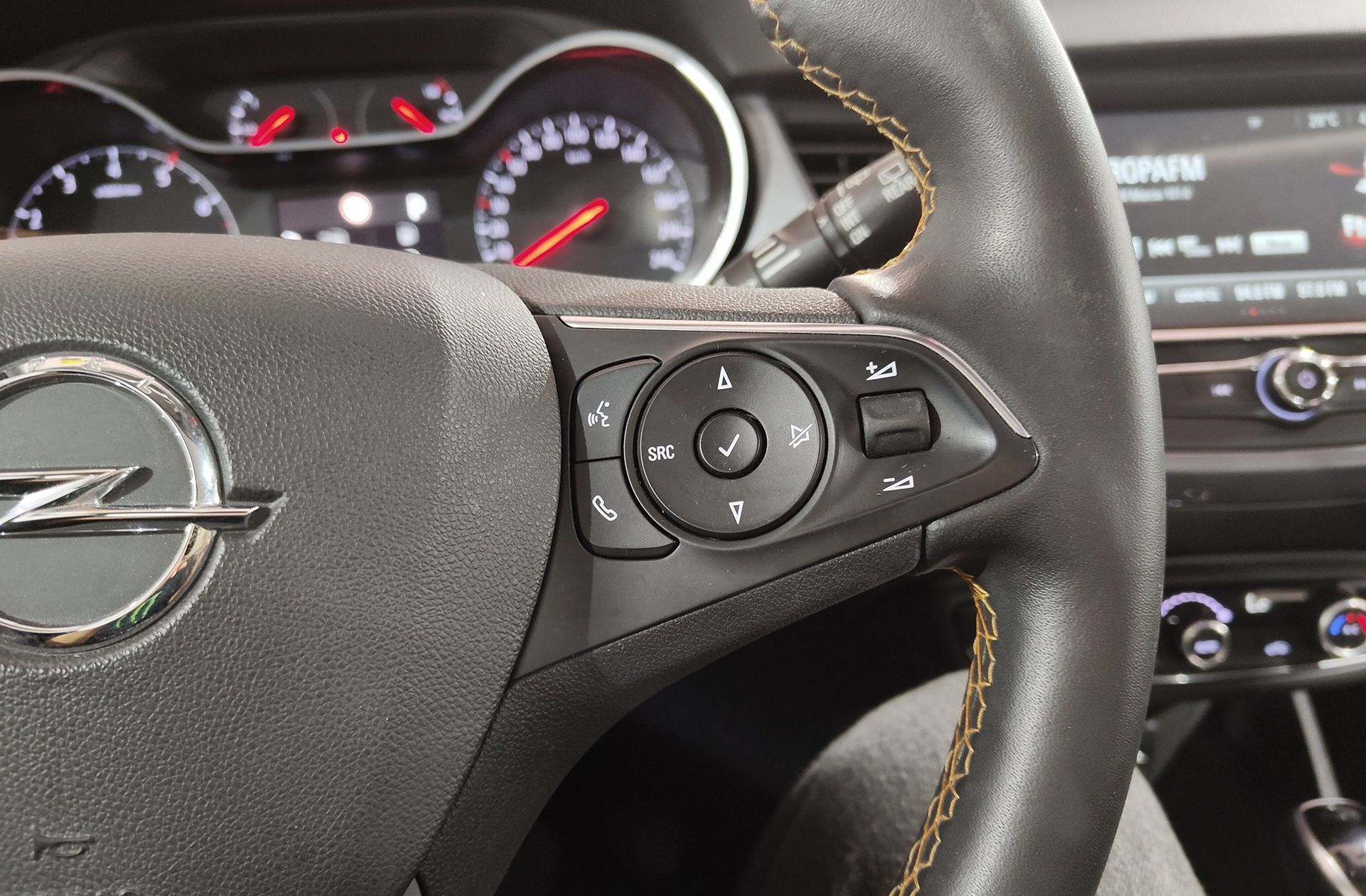 Opel Crossland 1.5D Innovation - foto 32