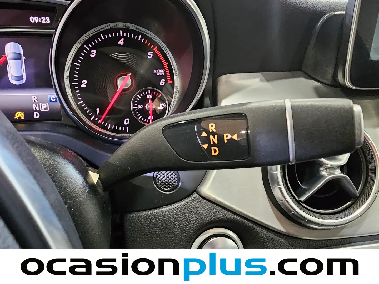 Foto Mercedes CLA Mercedes-Benz CLA 200 d (136 CV) PACK AMG