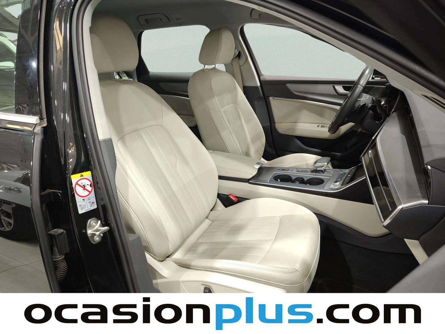 Foto Audi A6 Audi A6 Avant Sport 40 TDI (204 CV) S tronic Pack S-Line