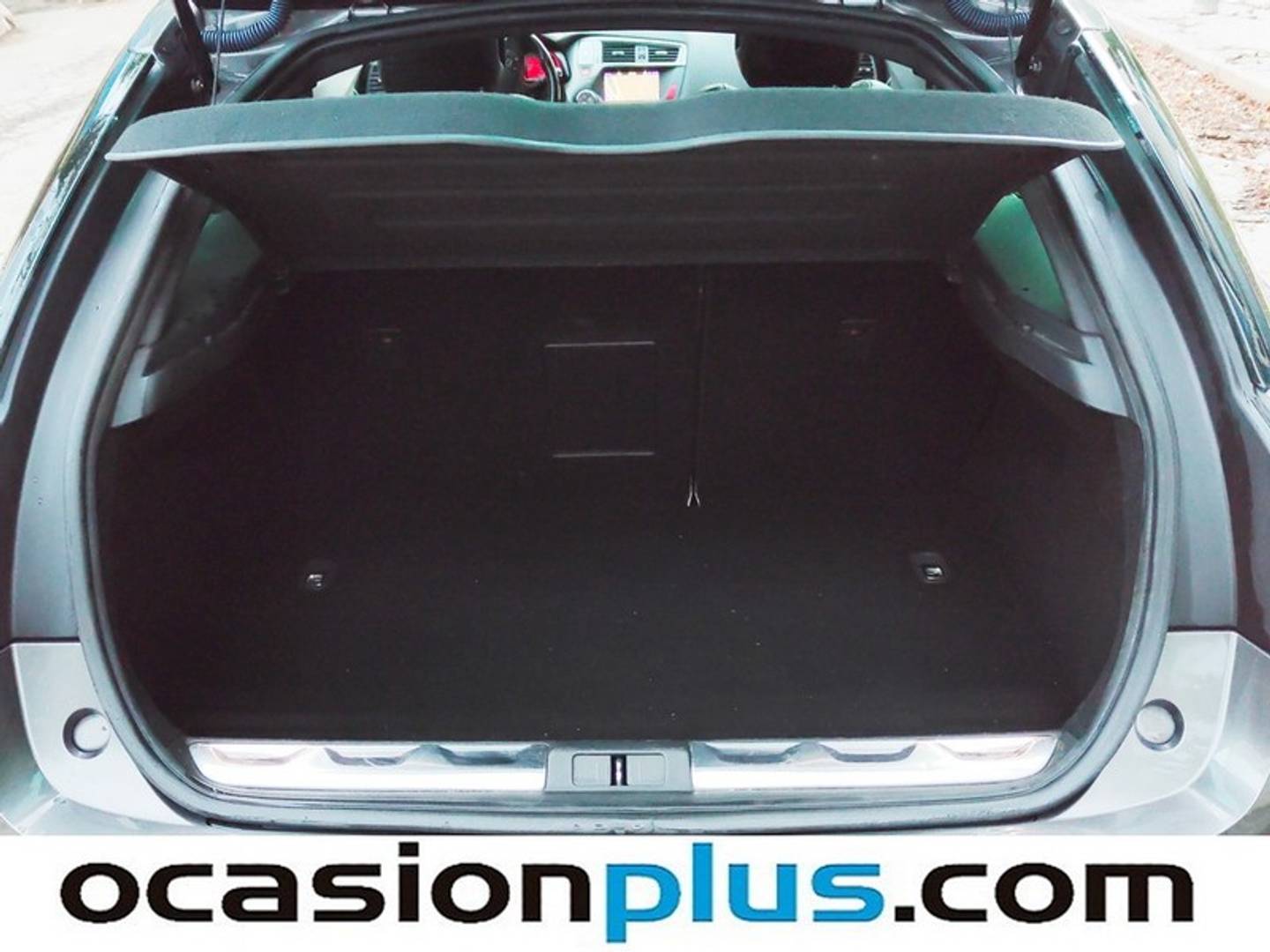 Foto DS DS 5 DS DS5 BlueHdi 120 EAT6 Style (120 CV)