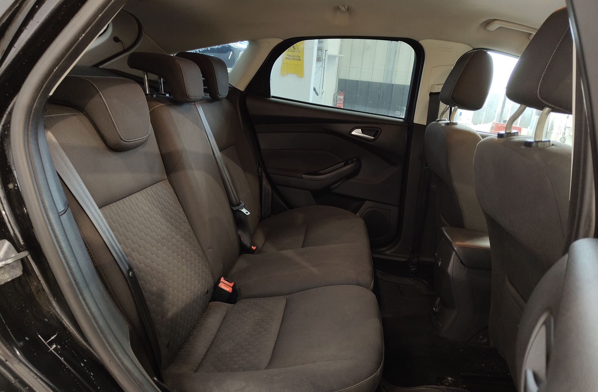 Ford Focus 1.0 EcoBoost Edition - foto 12