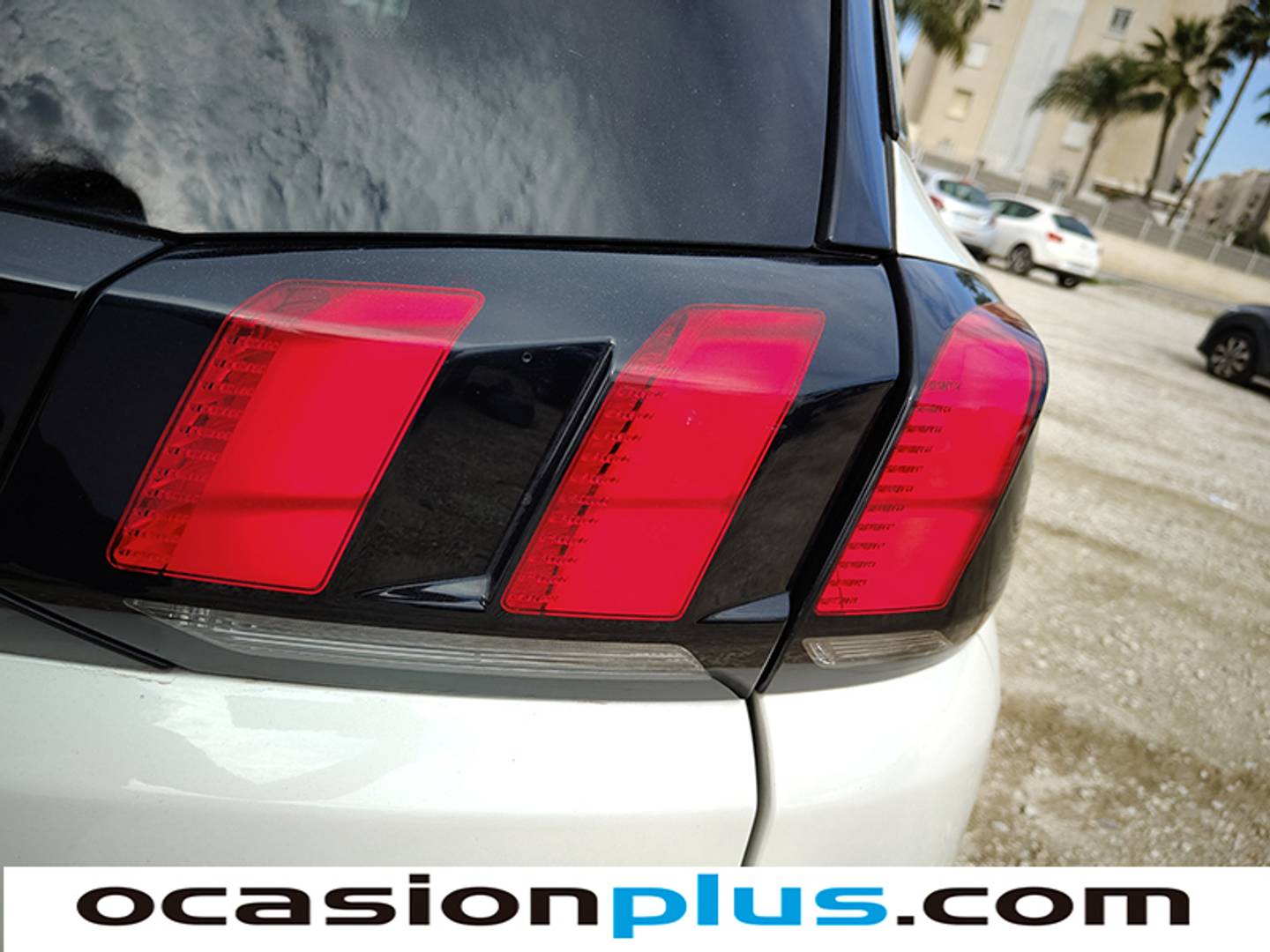 Foto Peugeot 5008 Peugeot 5008 BlueHDI 150 S&S GT Line (150 CV) 7 Plazas