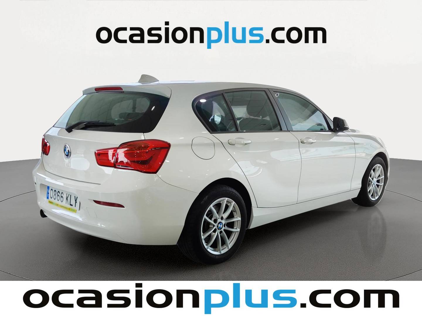 Foto trasera BMW Serie 1 BMW Serie 1 116i (109 CV) derecha