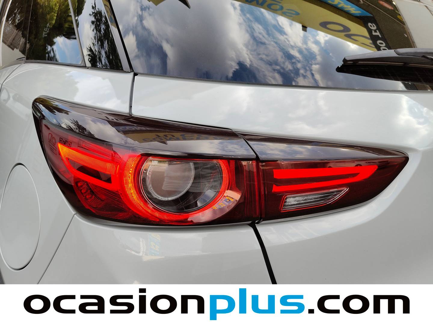 Paquetes del Mazda CX-3 Mazda CX-3 1.8 D Zenith 2WD (115 CV)