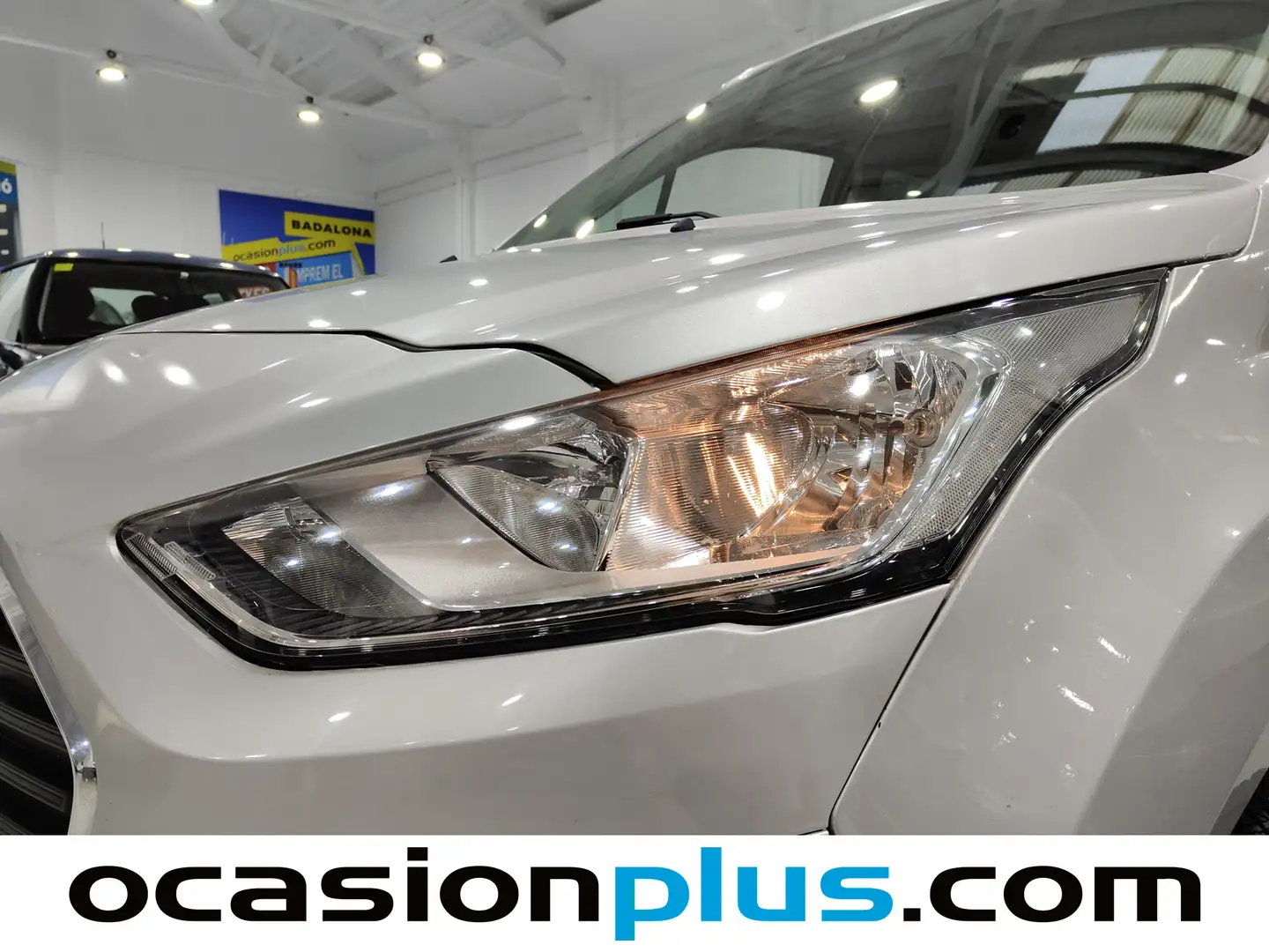 Foto Ford Grand Tourneo Connect Ford Grand Tourneo Connect 1.5 TDCi Titanium PowerShift  (120 CV)