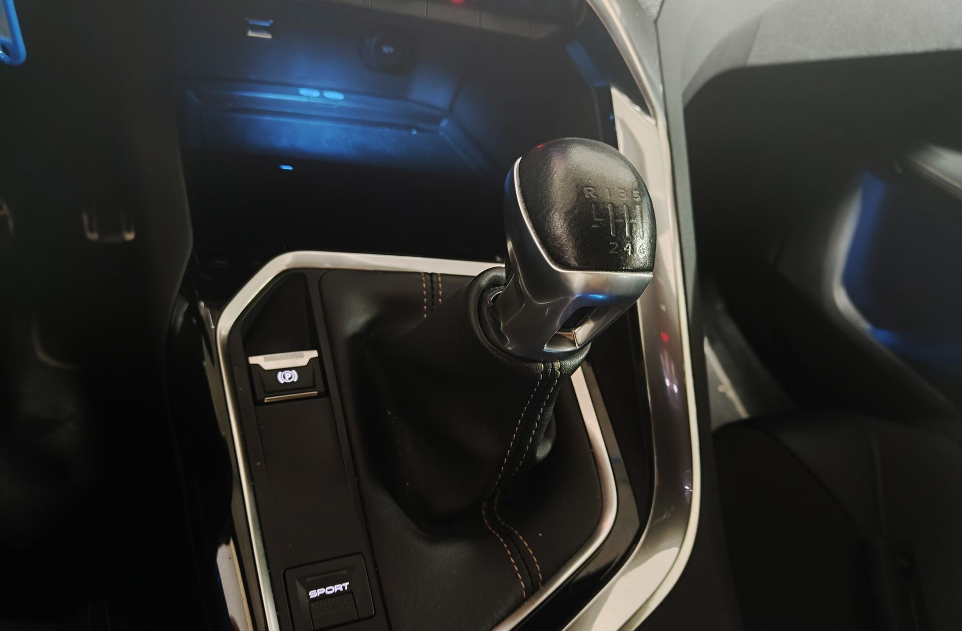 Peugeot 3008 BlueHDi 130 GT Line - foto 5