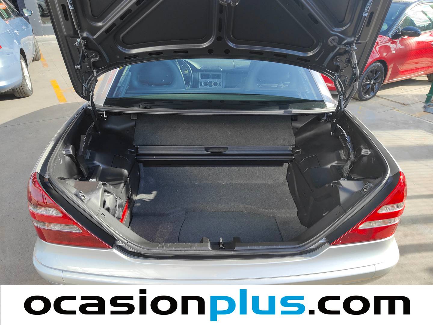 Foto asientos traseros Mercedes Clase SLK Mercedes Clase SLK 200 K (163 CV)