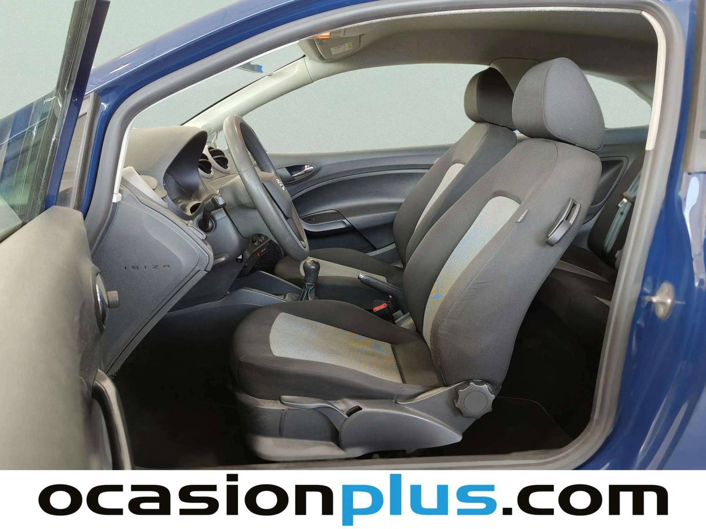 Foto asientos delanteros Seat Ibiza Seat Ibiza 1.0 Reference (75 CV)