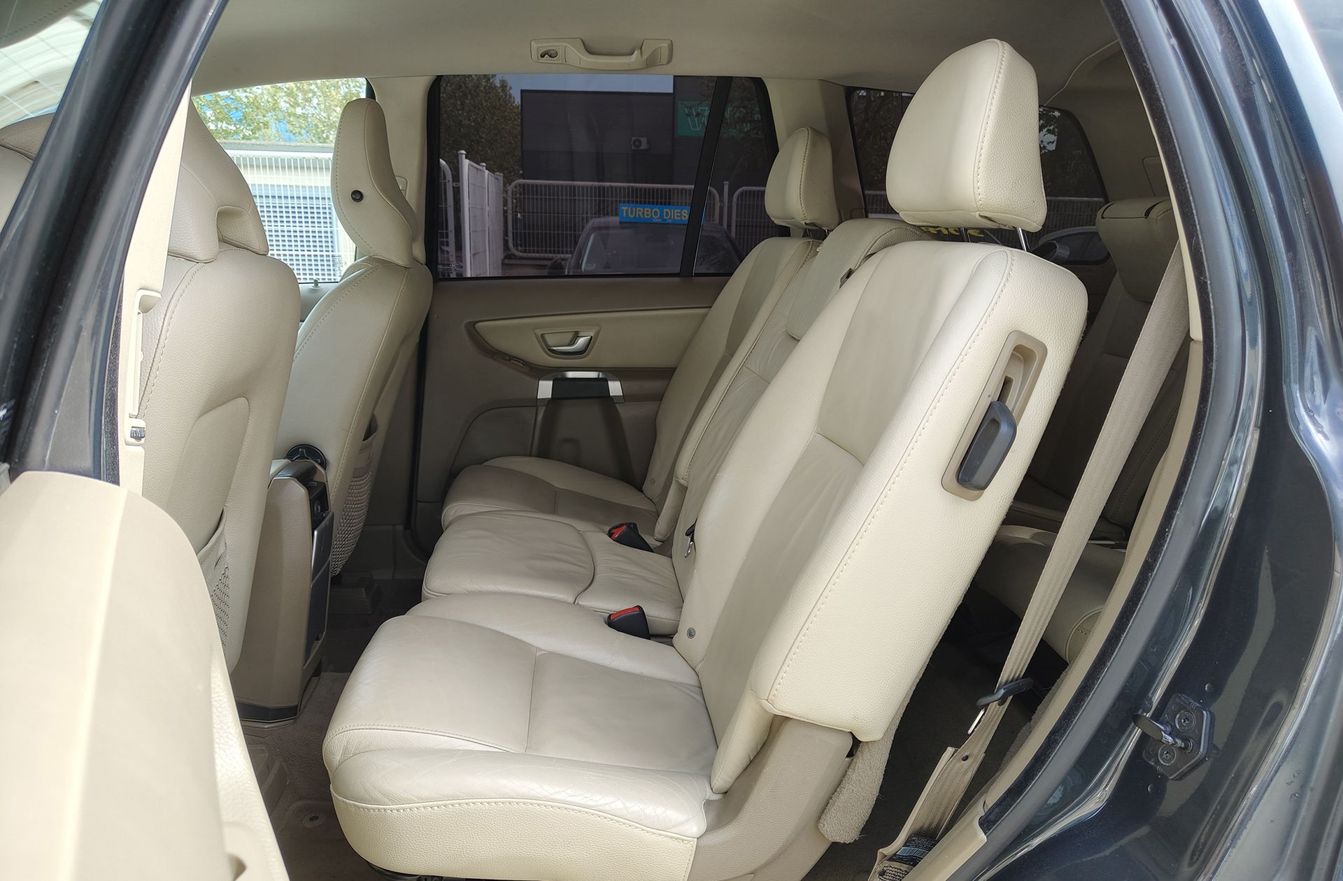 Volvo XC90 D5 Momentum AWD - foto 15