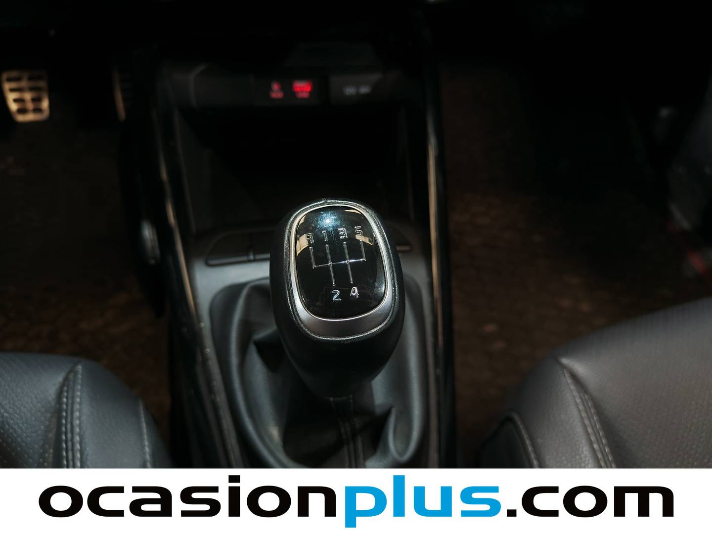 Foto KIA Stonic Kia Stonic 1.0 T-GDi Black Edition (100 CV)