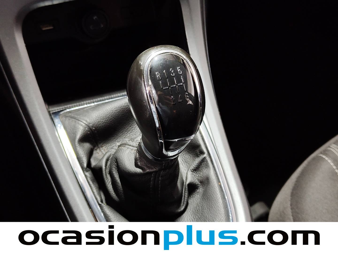 Opel Astra Opel Astra 1.4 Turbo GLP Sedan Business (140 CV) de segunda mano