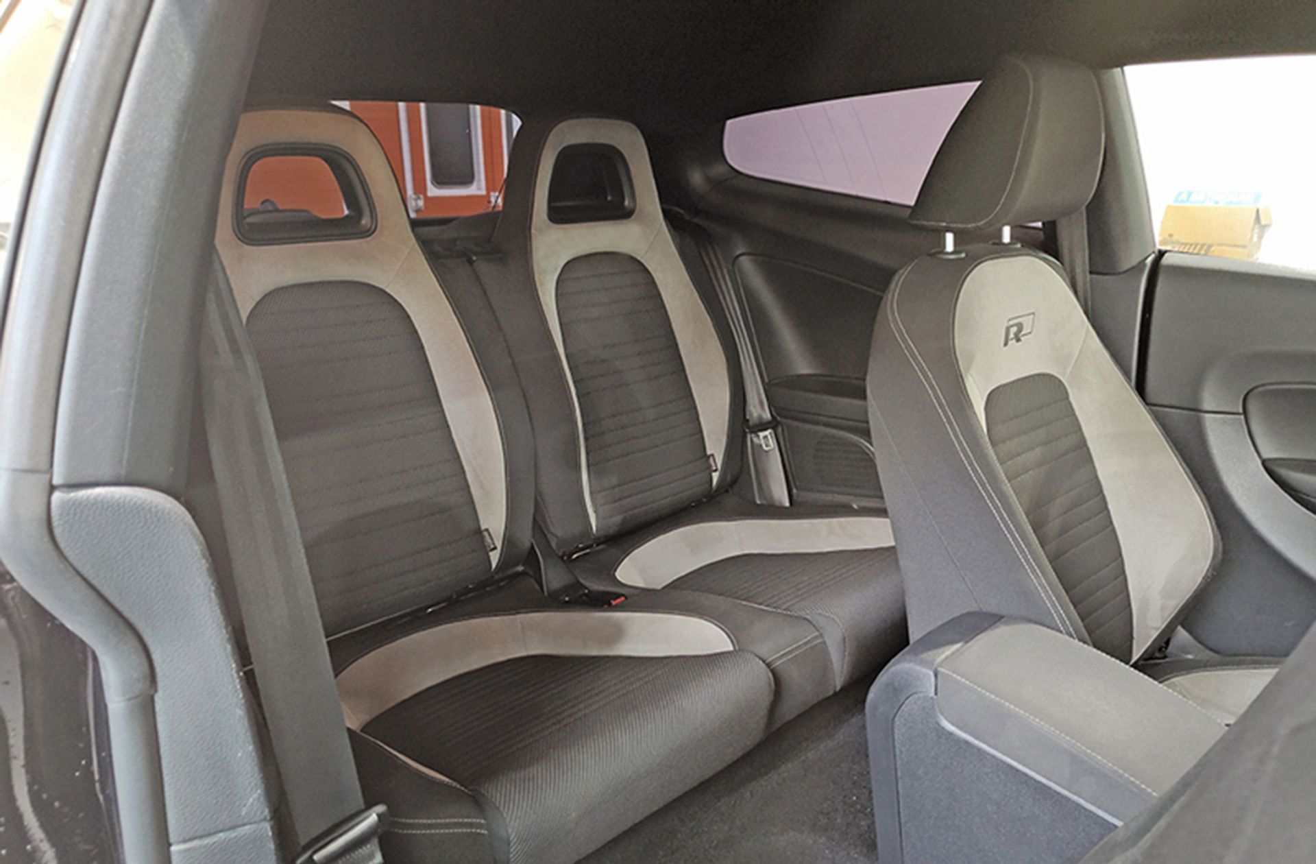 Volkswagen Scirocco R-Line 2.0 TDI BMT DSG - foto 17