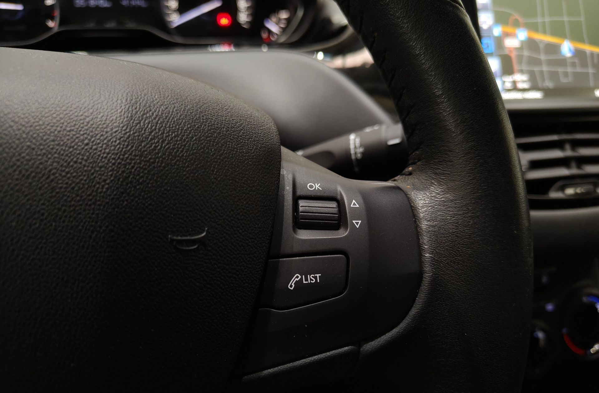 Peugeot 208 1.2 PureTech Active - foto 26