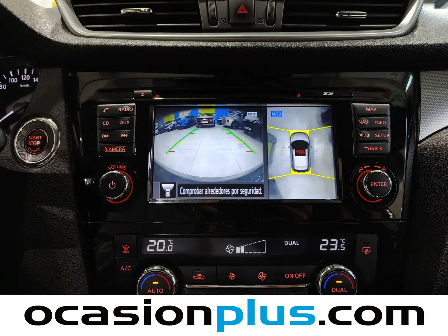 Foto Nissan QASHQAI Nissan Qashqai DIG-T 115 N-Connecta 4x2 (115 CV)