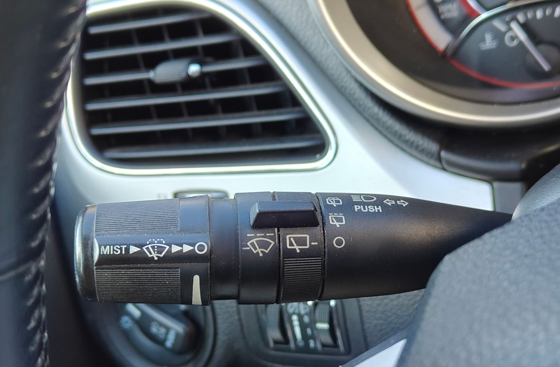 Fiat Freemont 2.0 16v Diesel Lounge 7 plazas - foto 27