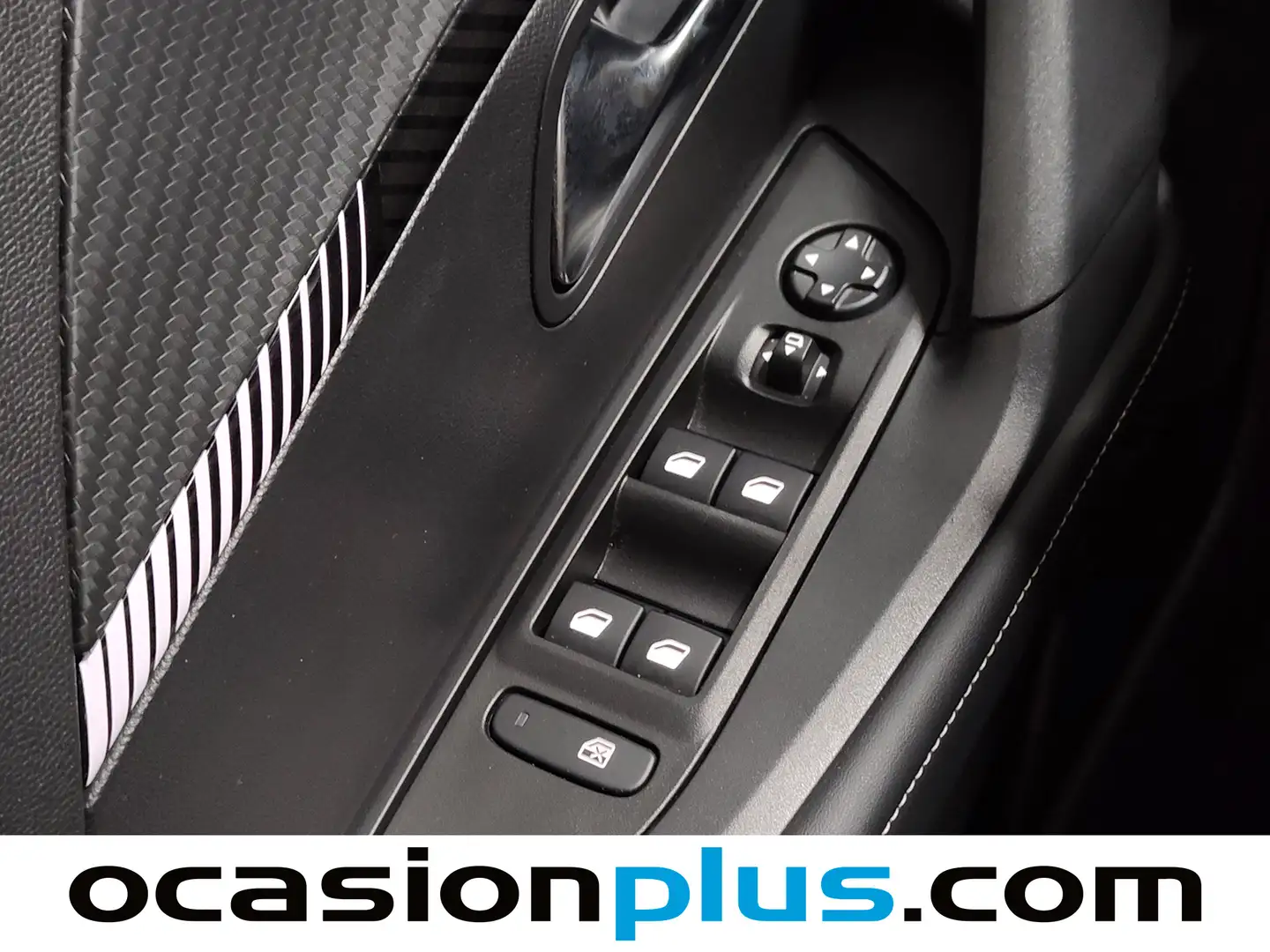 Foto Peugeot 2008 Peugeot 2008 PureTech 100 S&S Allure (100 CV)