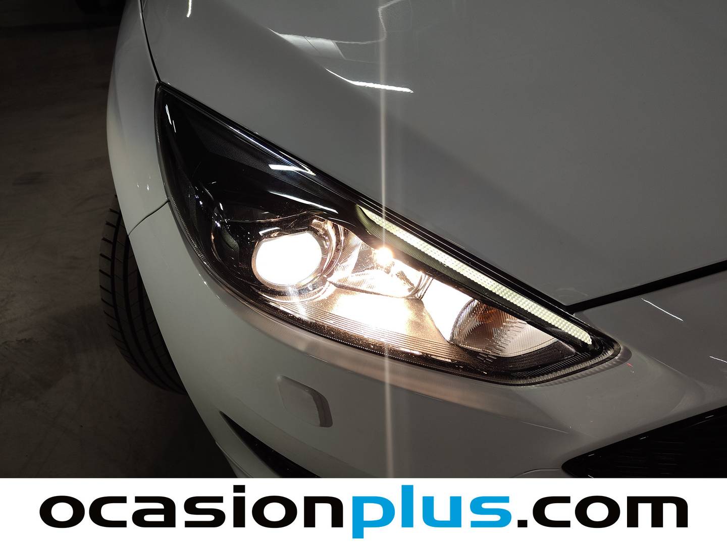 Acabados Ford Focus Ford Focus 1.5 Ecoboost ST-Line Black&Red (182 CV)