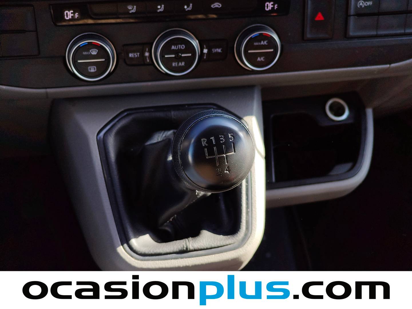 Volkswagen Caravelle Volkswagen Caravelle Origin Batalla Corta 2.0 TDI BMT 8 Plazas (110 CV) de segunda mano