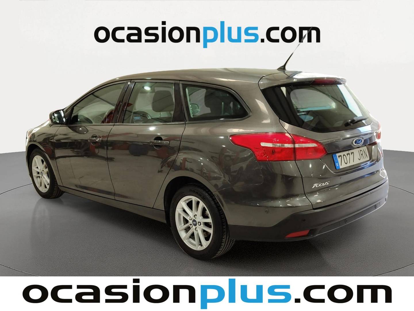 Foto trasera Ford Focus Ford Focus SportBreak 1.5 TDCI Business (120 CV) izquierda