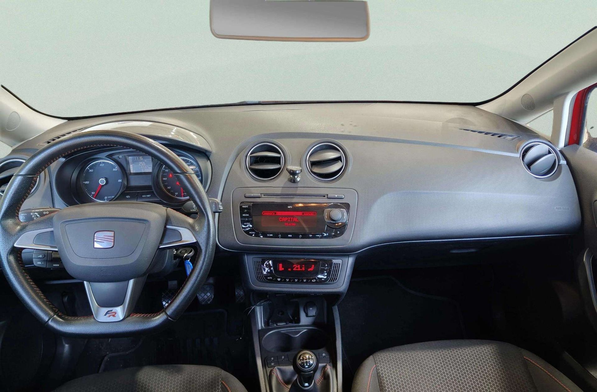 SEAT Ibiza 1.6 TDI CR FR - foto 7