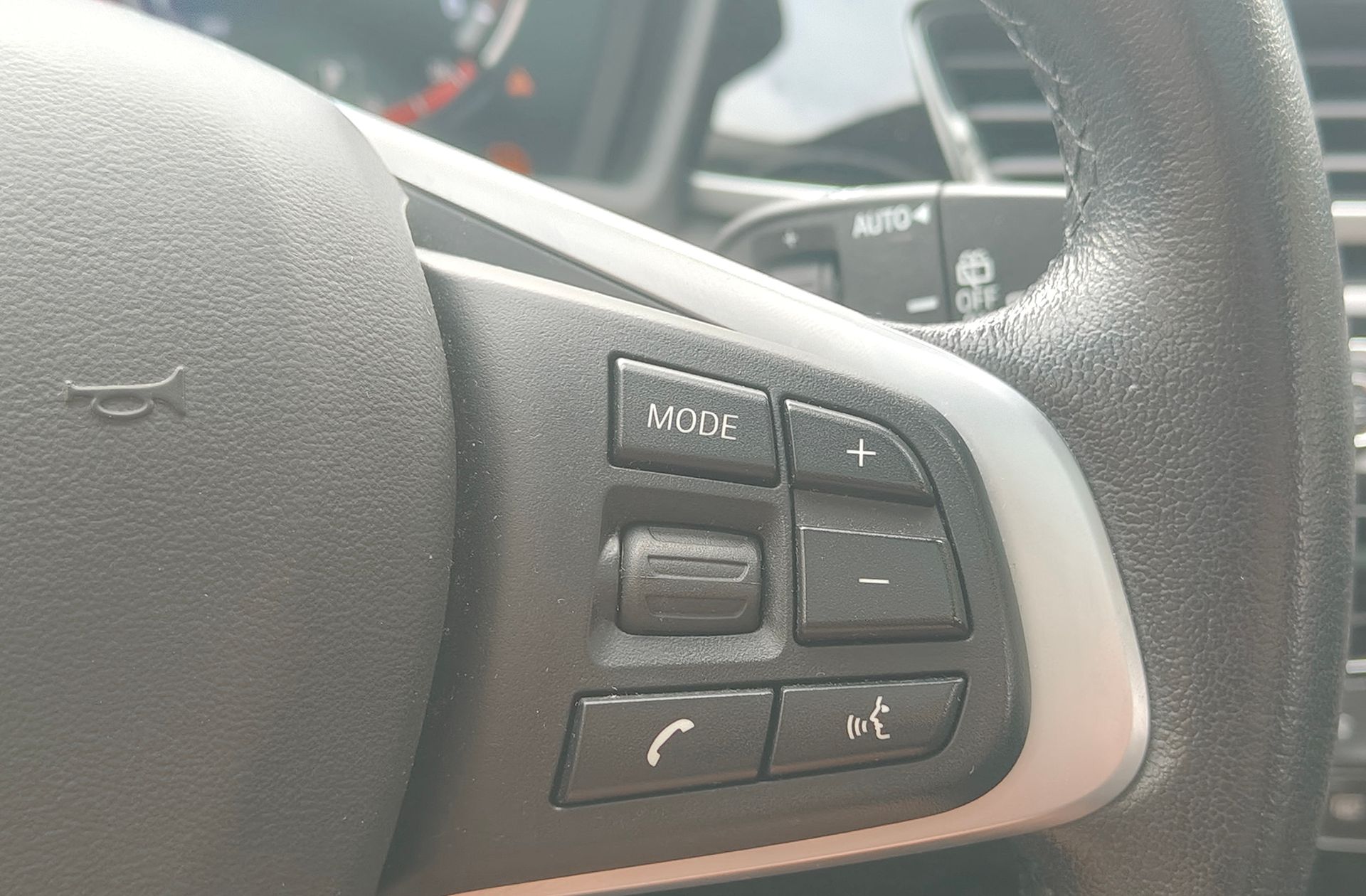 BMW X1 sDrive18d - foto 25