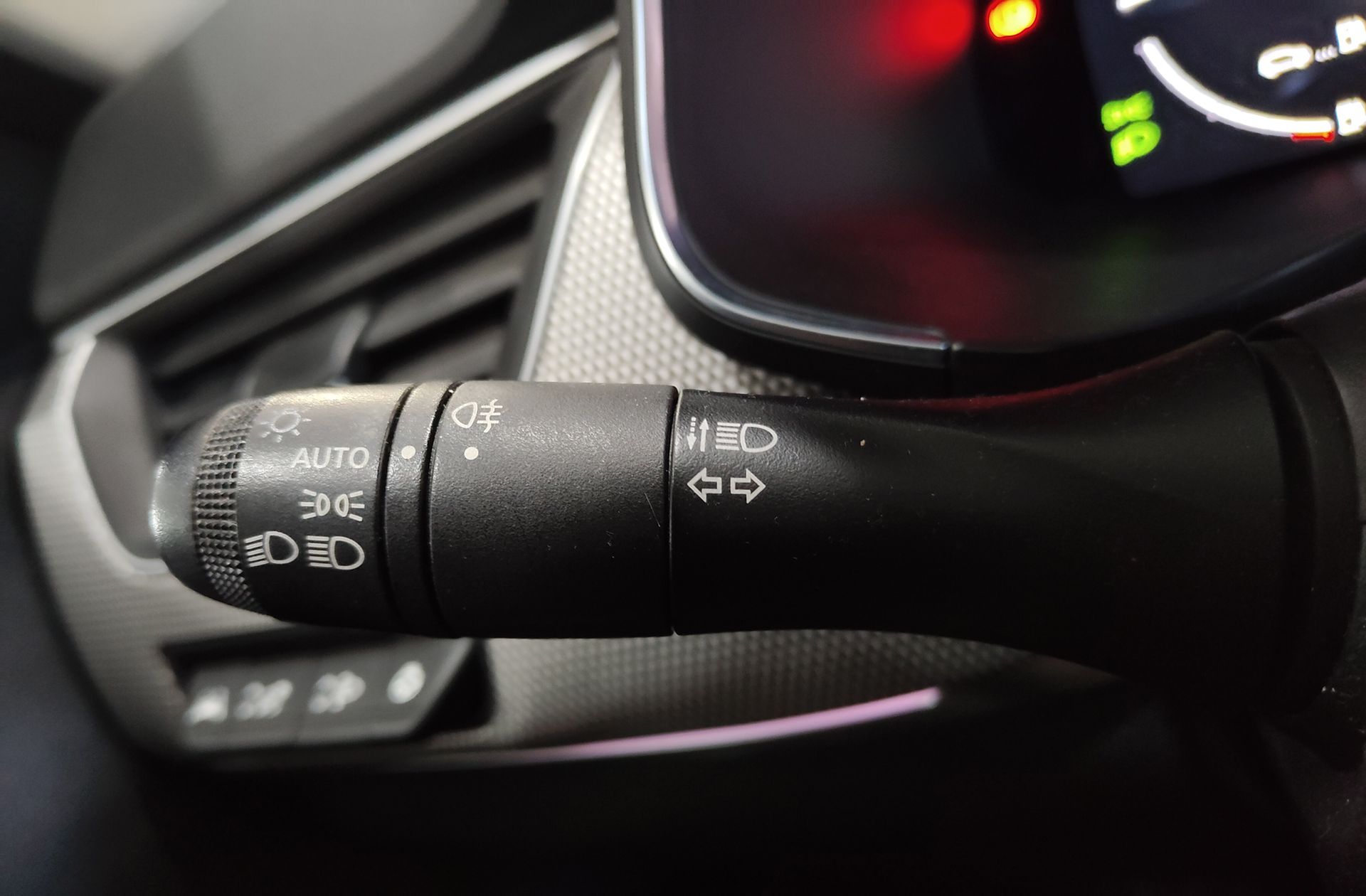Renault Arkana Zen E-Tech Híbrido - foto 27