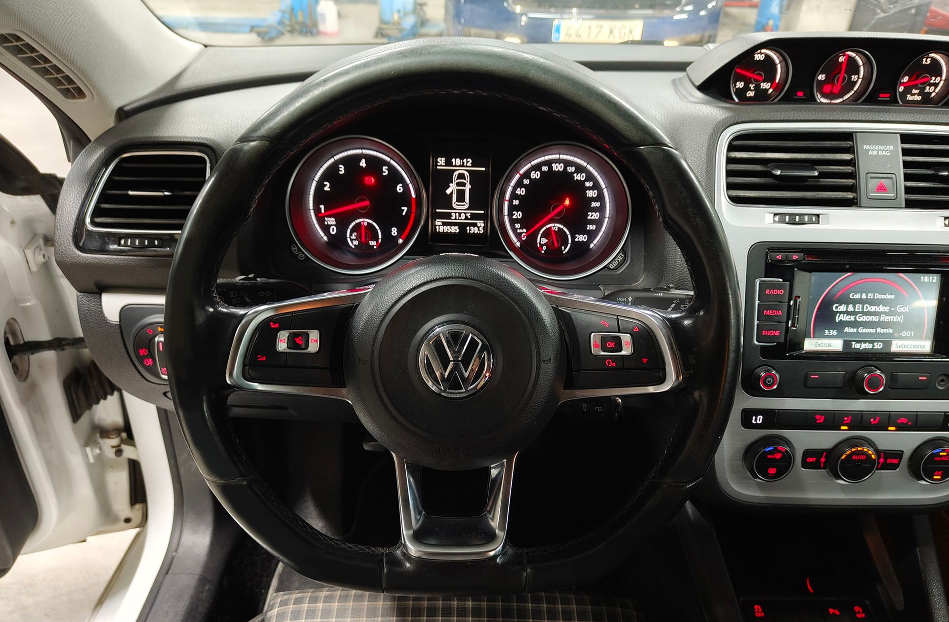 Volkswagen Scirocco R-Line 1.4 TSI BMT - foto 23