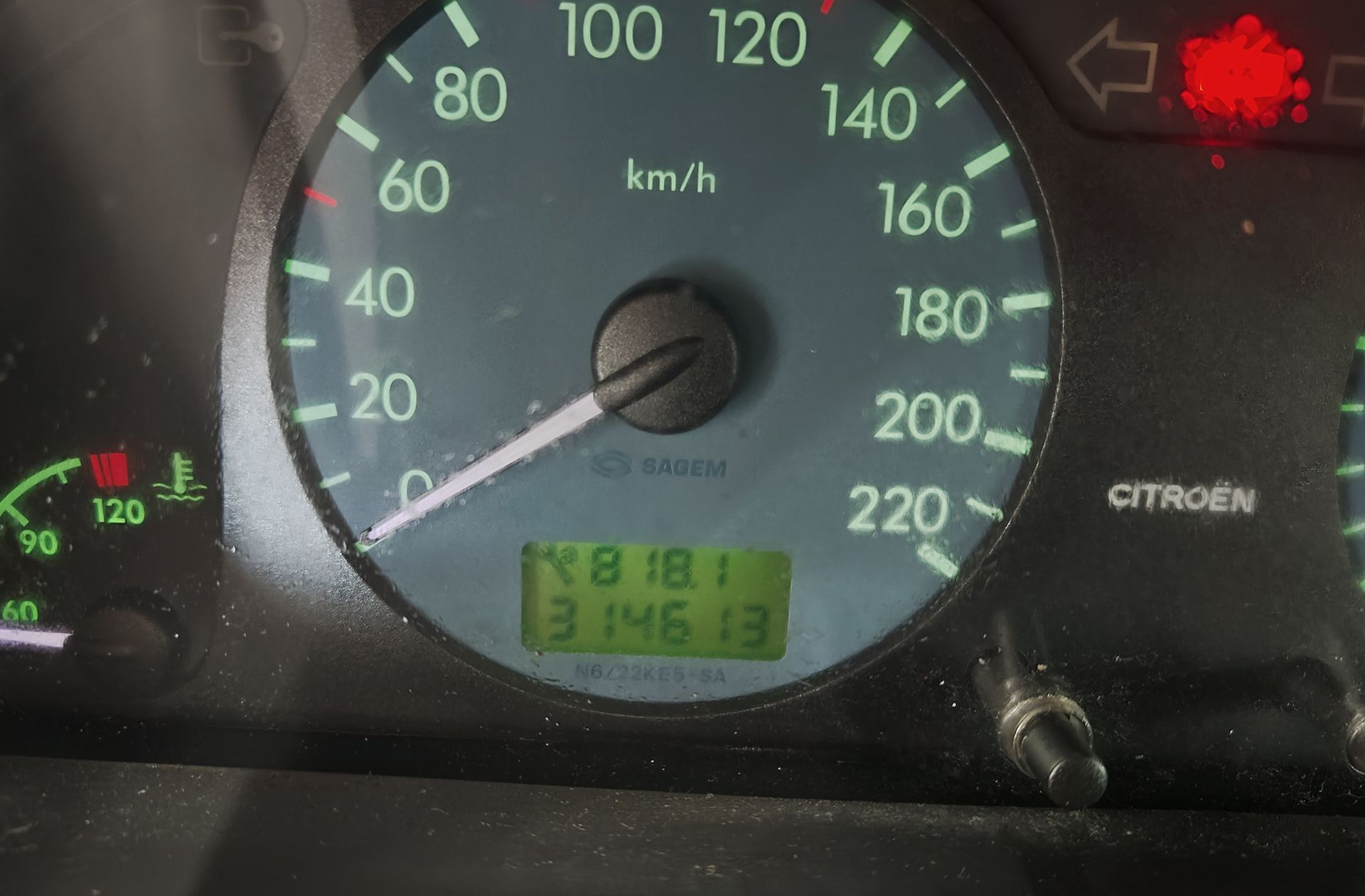 Citroën Xsara 2.0 HDi Exclusive - foto 8
