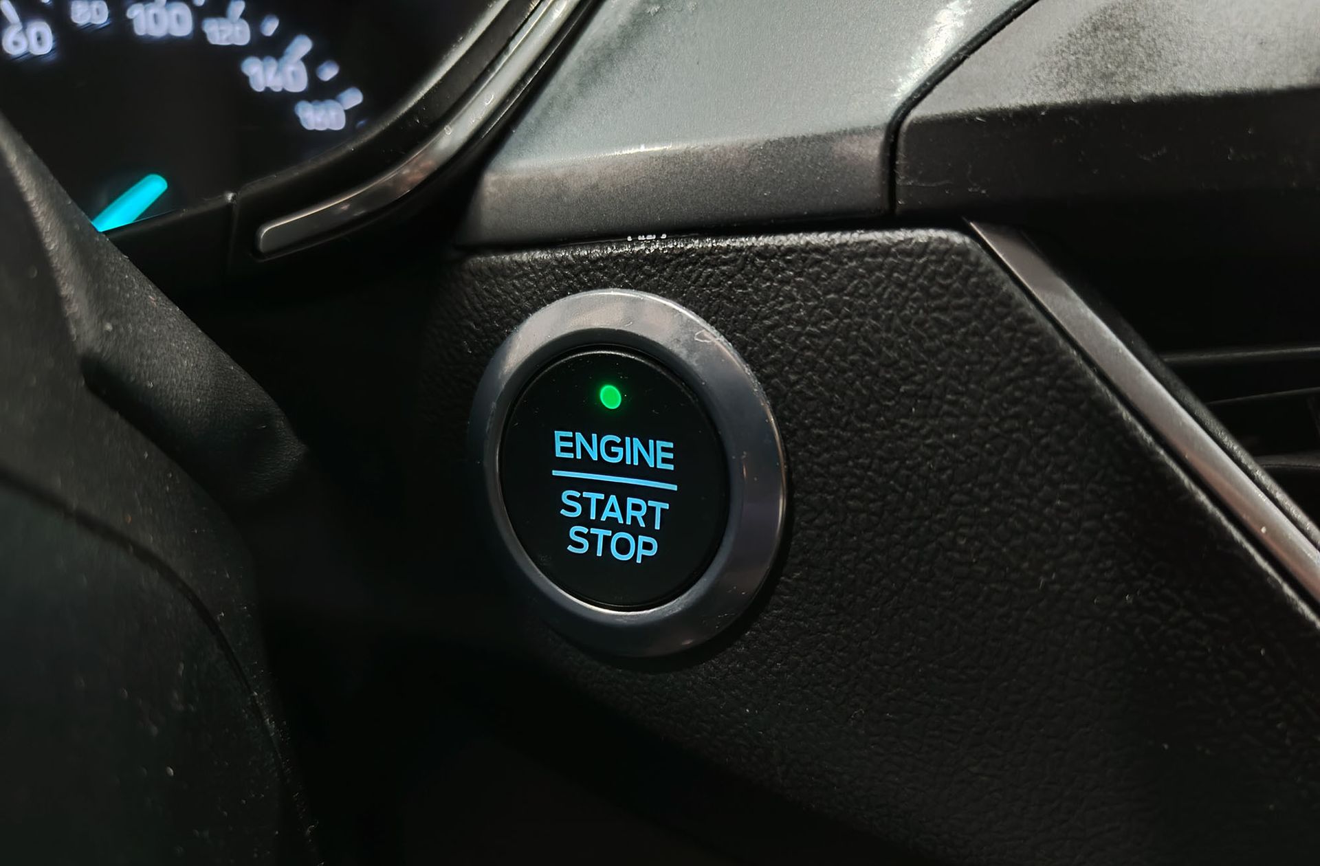 Ford Focus 1.0 EcoBoost Active - foto 30