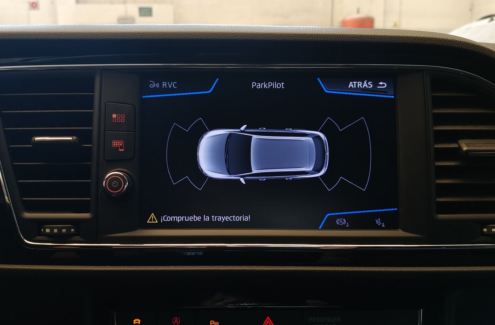 SEAT León ST 1.5 Ecotsi FR DSG - foto 8