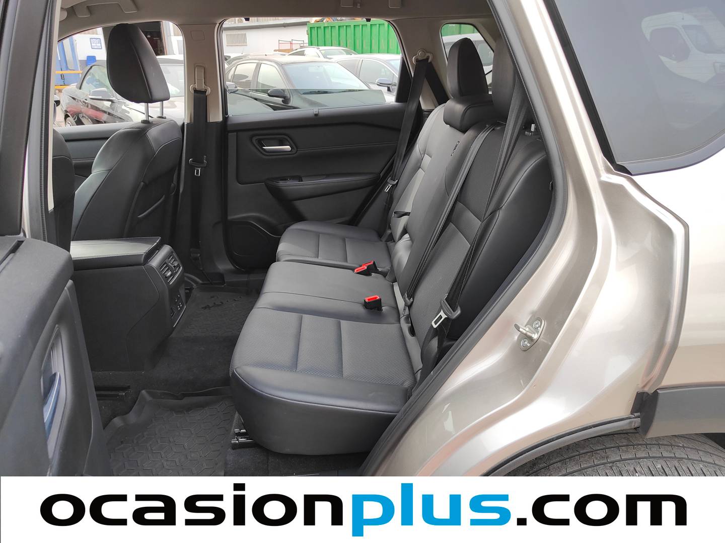 Foto asientos traseros Nissan X-TRAIL Nissan X-Trail 1.5 e-Power Adventure 4x2 Auto (204 CV)