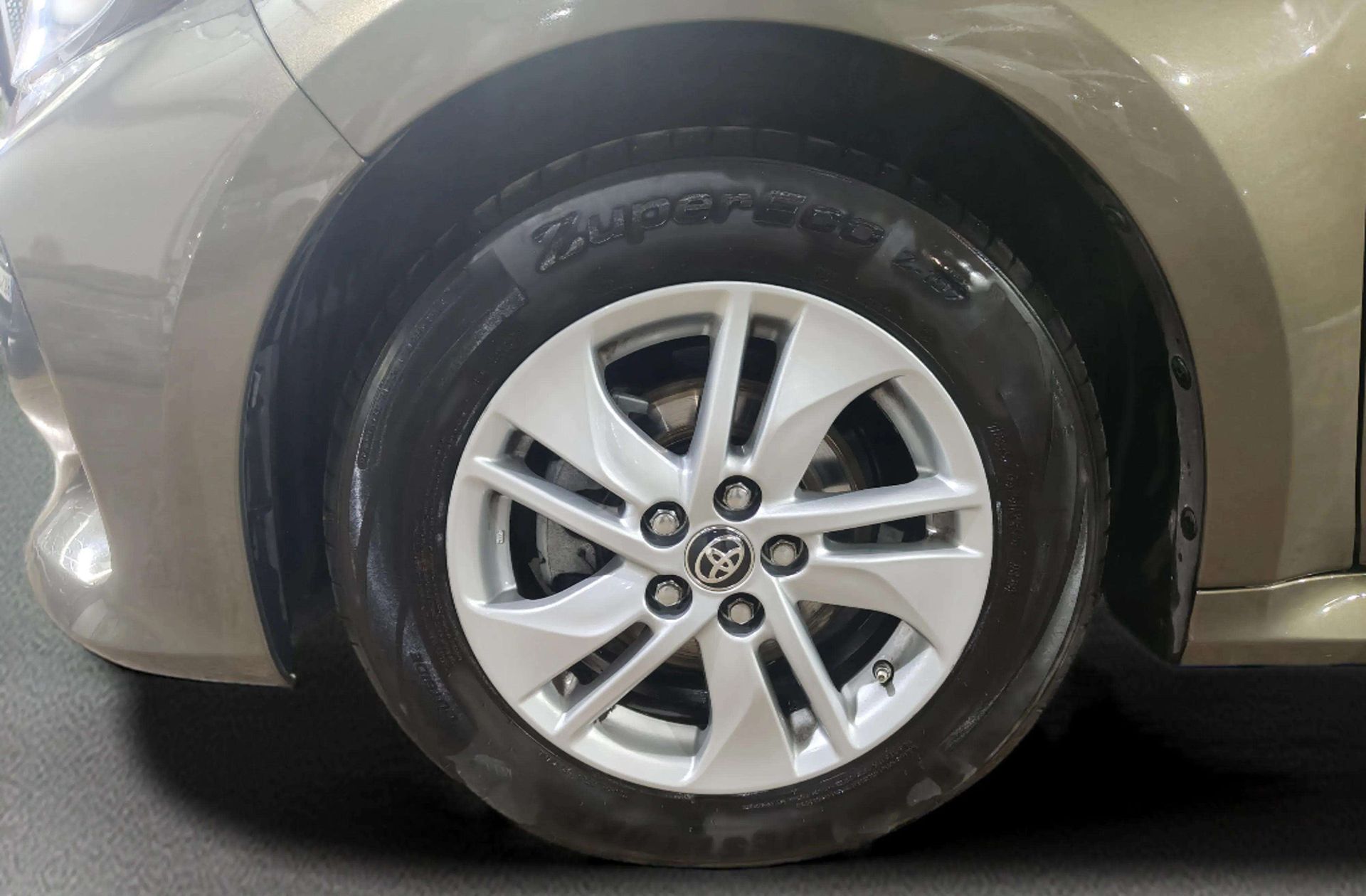 Toyota Yaris 1.5 S-Edition - foto 35
