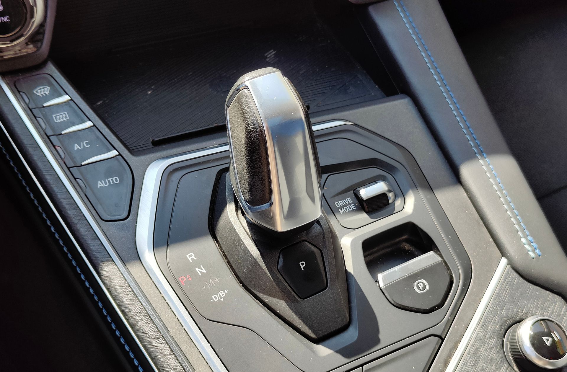 Lynk & Co 01 1.5 PHEV - foto 5