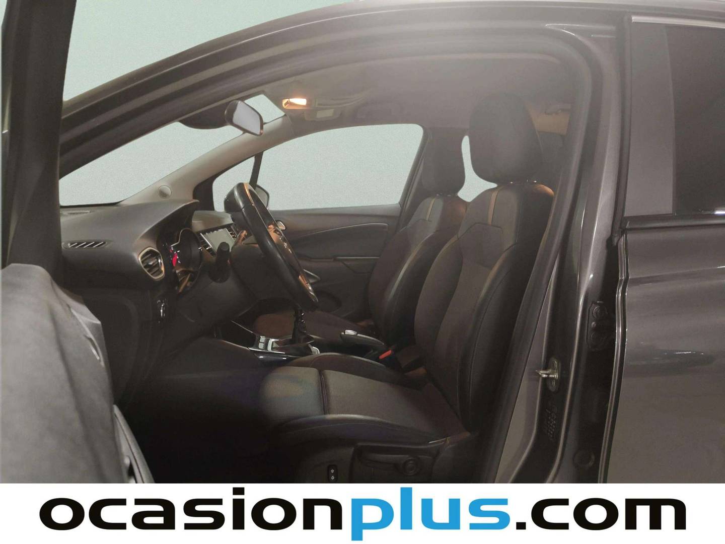 Foto asientos delanteros Opel Crossland Opel Crossland 1.5D Elegance (110 CV)