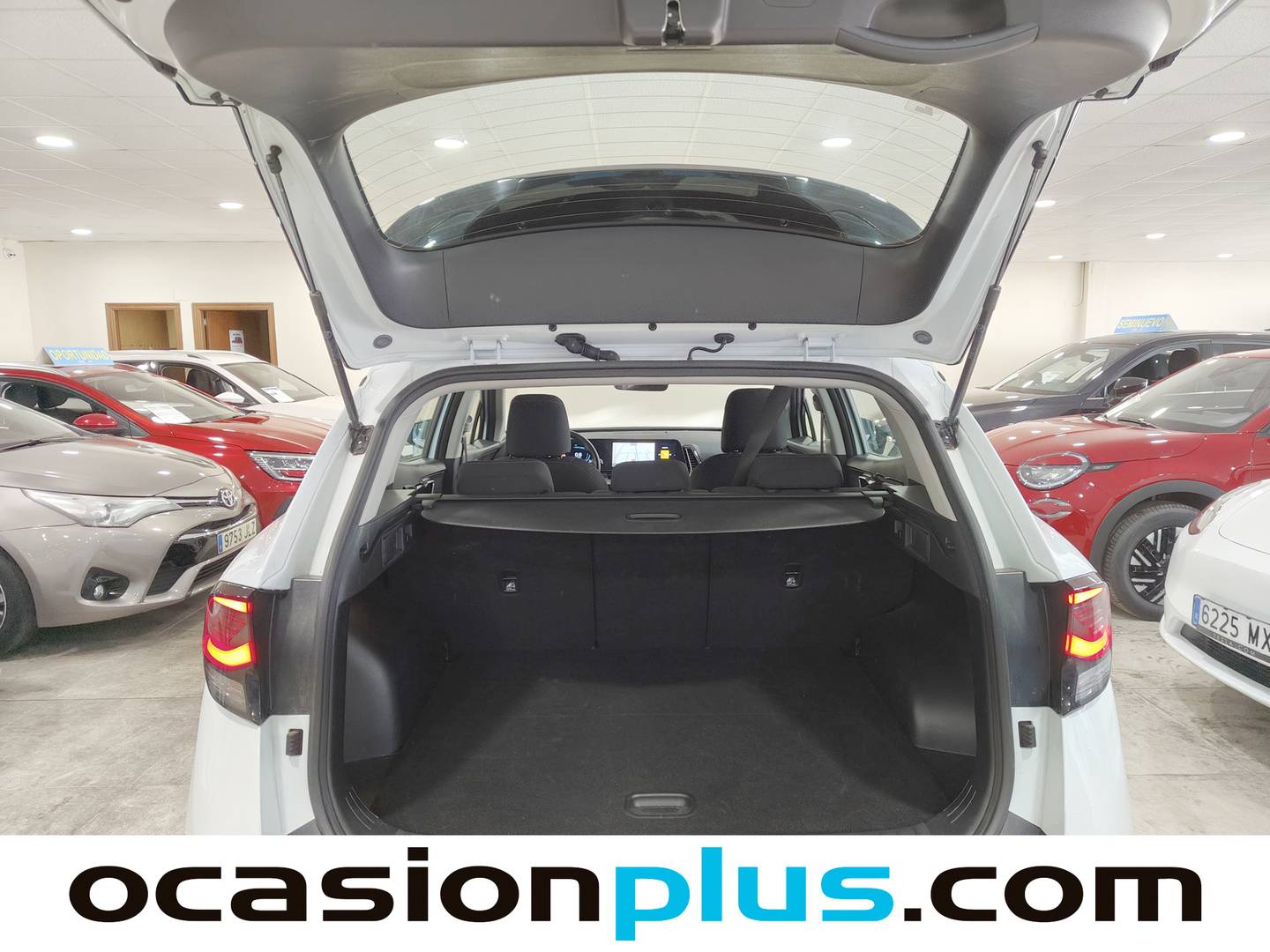 Fotos maletero KIA Sportage Kia Sportage 1.6 CRDi MHEV Business 4x2 DCT (136 CV)