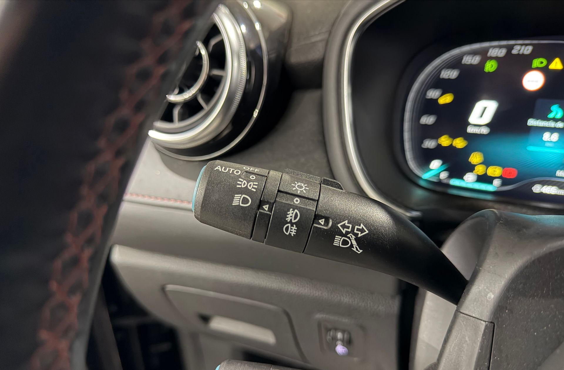 MG HS 1.5 Turbo GDI Luxury DCT - foto 27