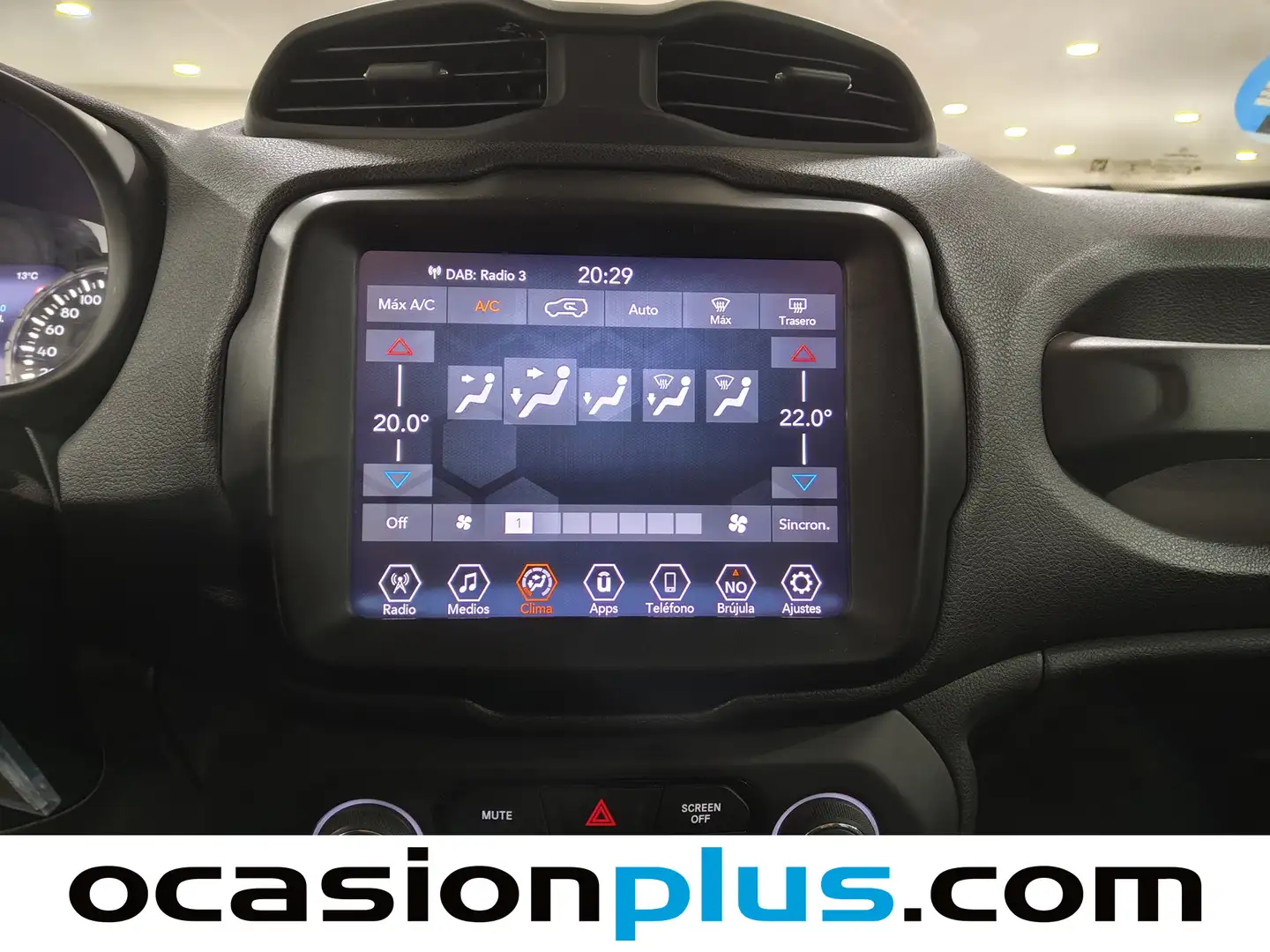 Foto Jeep Renegade Jeep Renegade eHybrid 1.5 Limited ATX (130 CV)
