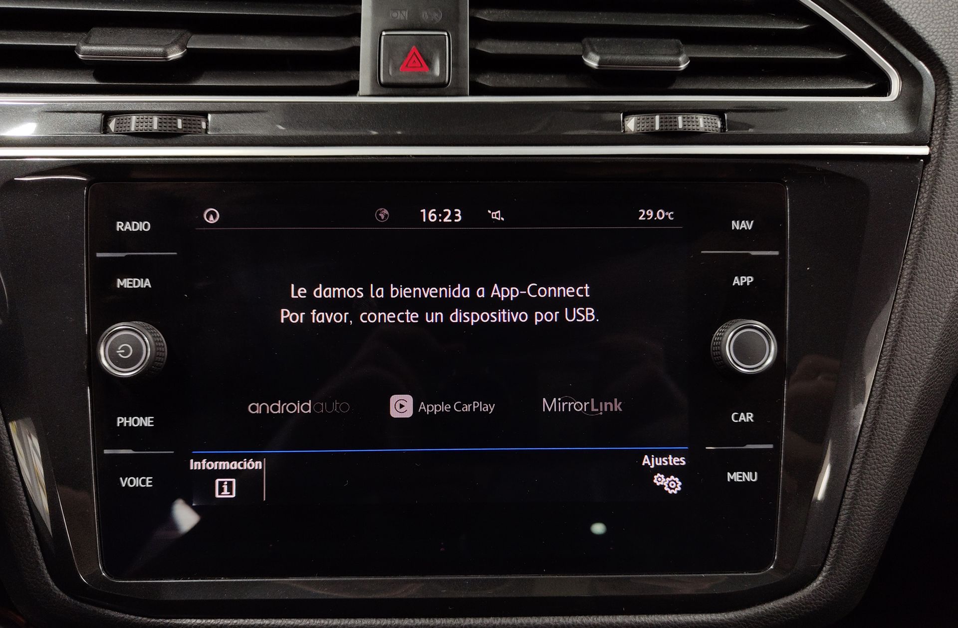 Volkswagen Tiguan Tech&Go 1.4 TSI - foto 9