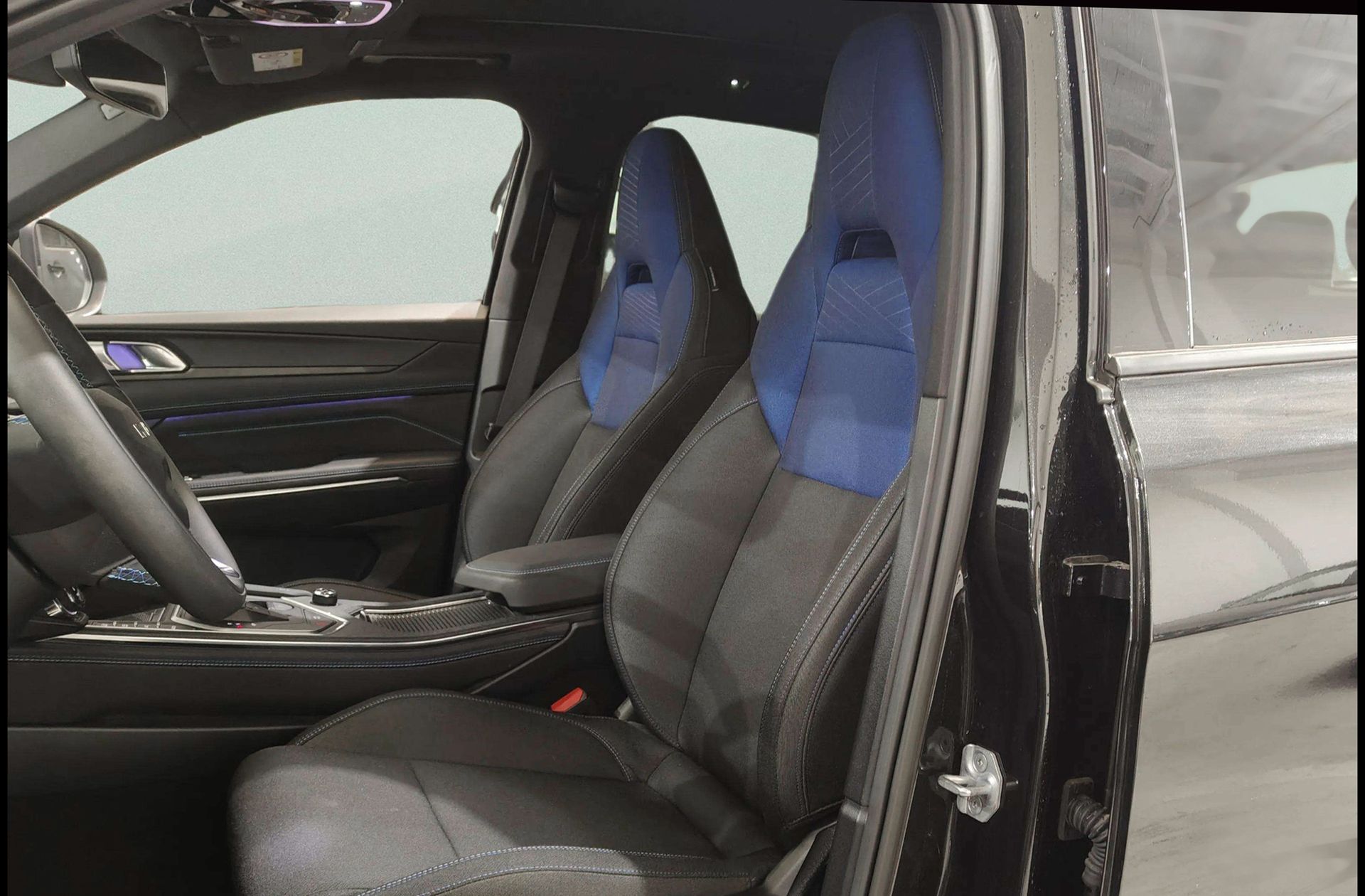 Lynk & Co 01 1.5 PHEV - foto 13